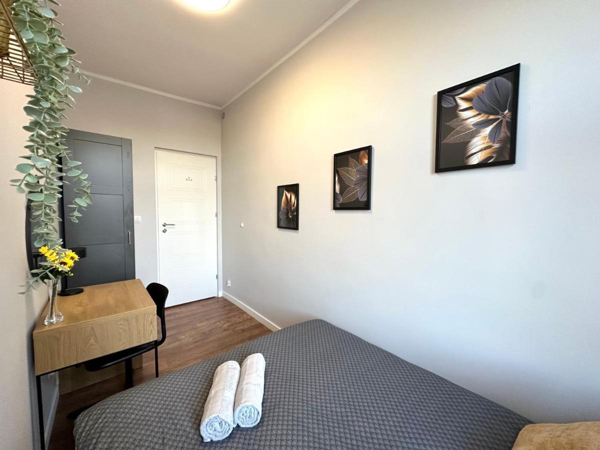 Mmrent Sunflower Room Gdansk Bagian luar foto