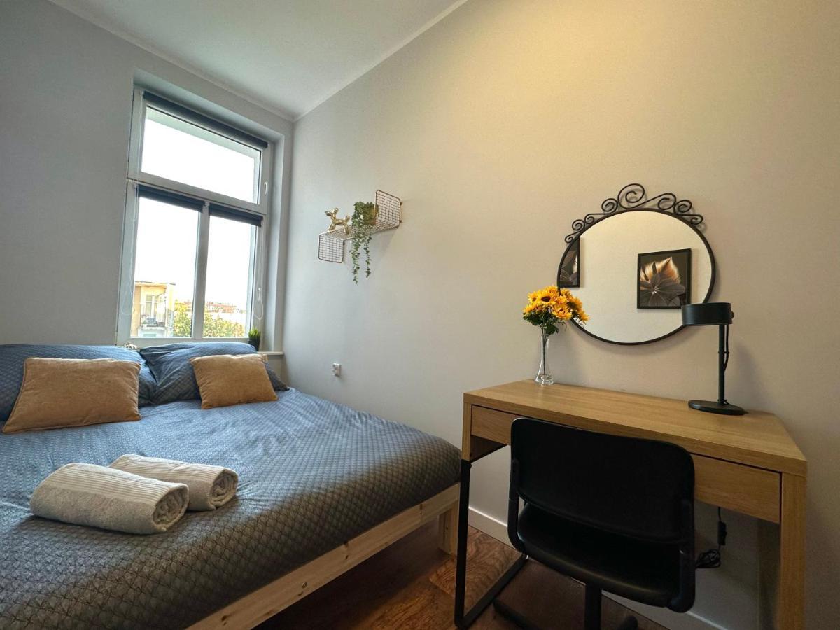 Mmrent Sunflower Room Gdansk Bagian luar foto