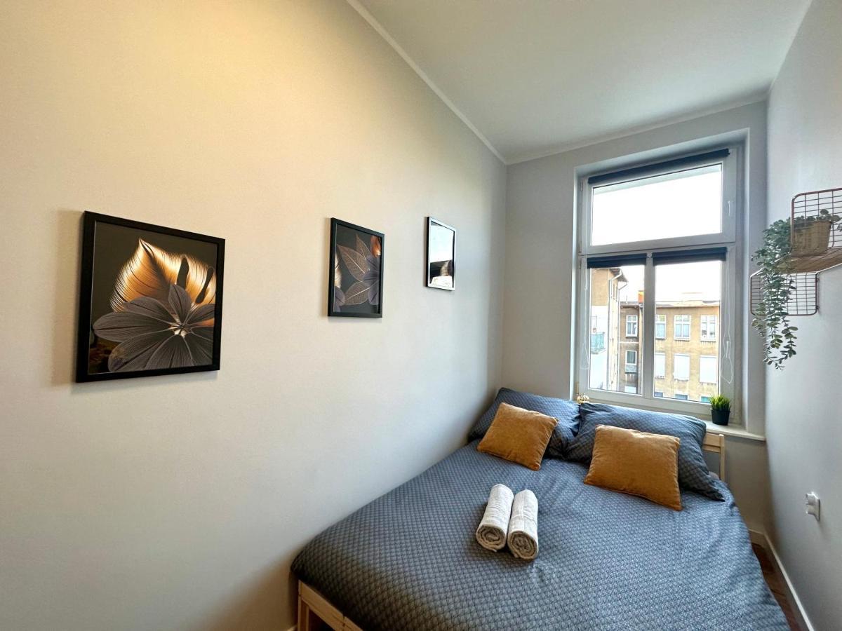 Mmrent Sunflower Room Gdansk Bagian luar foto