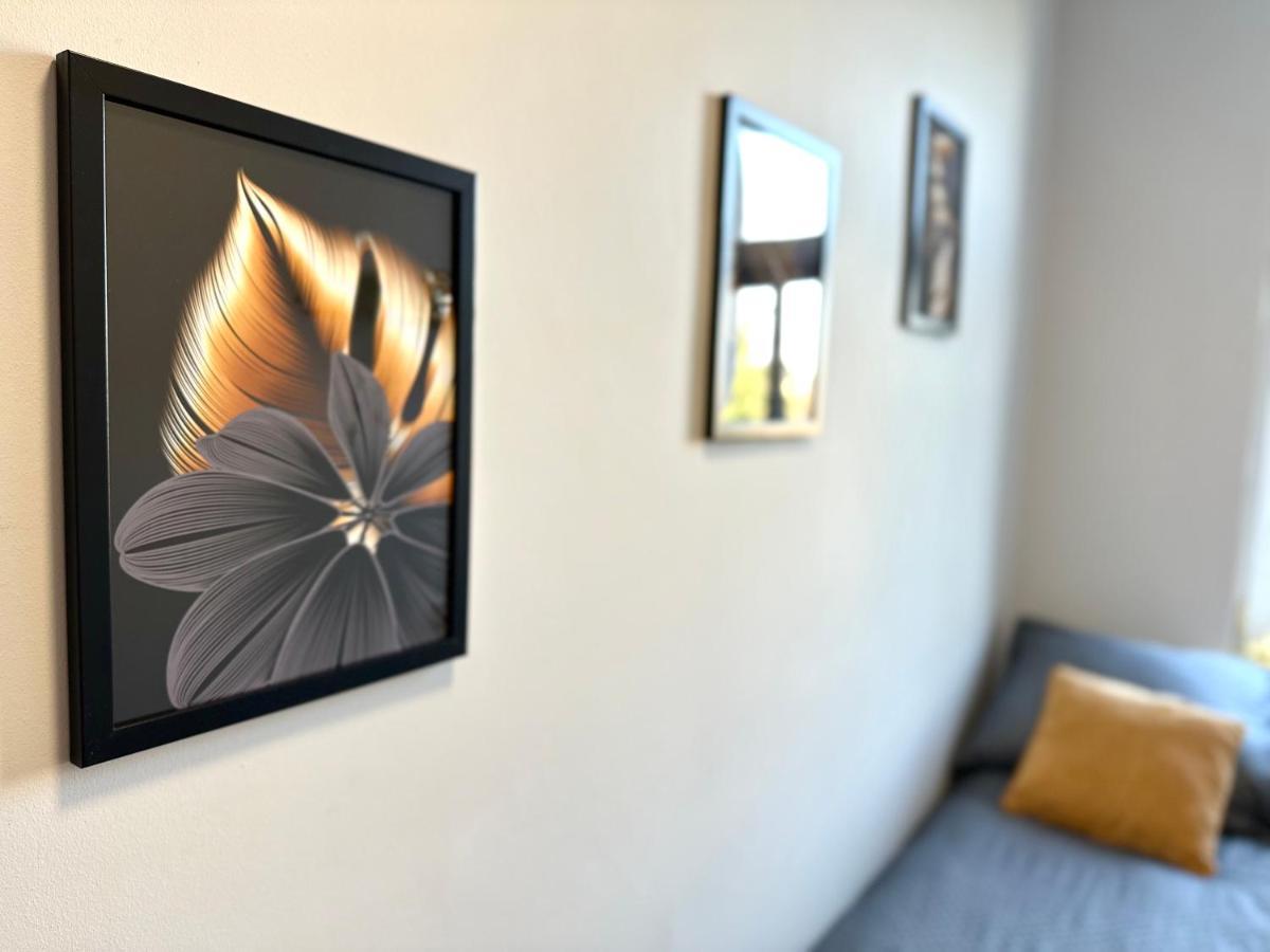 Mmrent Sunflower Room Gdansk Bagian luar foto