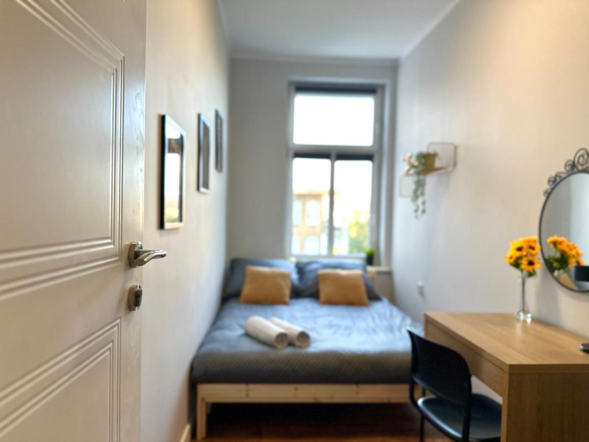 Mmrent Sunflower Room Gdansk Bagian luar foto
